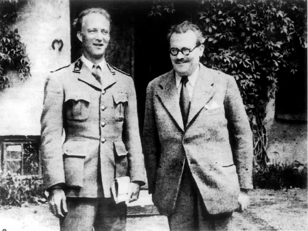 Le roi Léopold III et Achille Van Acker (12 mai 1945)