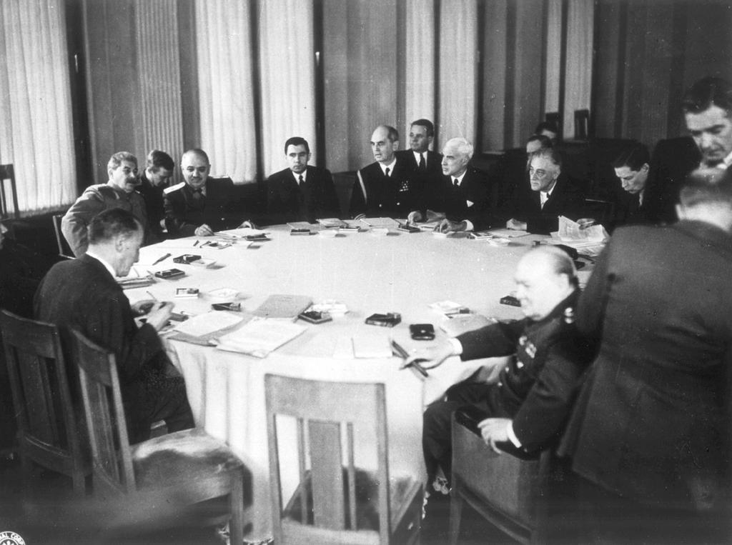 La conférence de Yalta (4 au 11 février 1945)