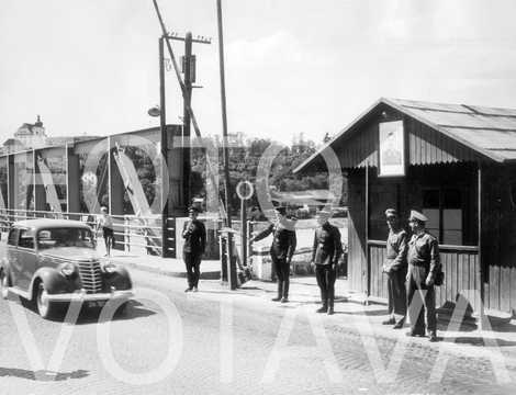 Russian checkpoint at the Enns Bridge (1945)