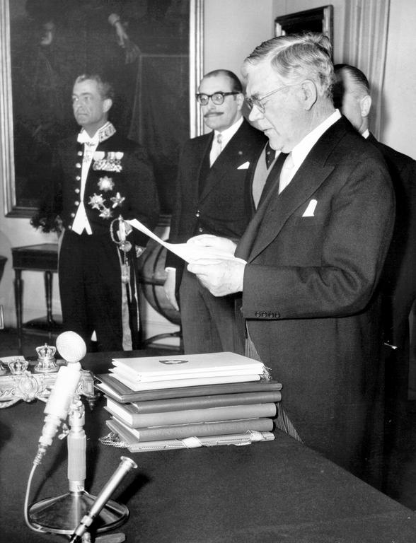 The signing by Sweden of the EFTA Convention (Stockholm, 4 January 1960)