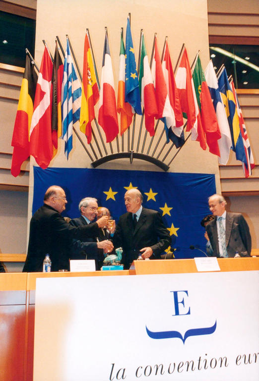 Session plénière de la Convention européenne (Bruxelles, 13 juin 2003)