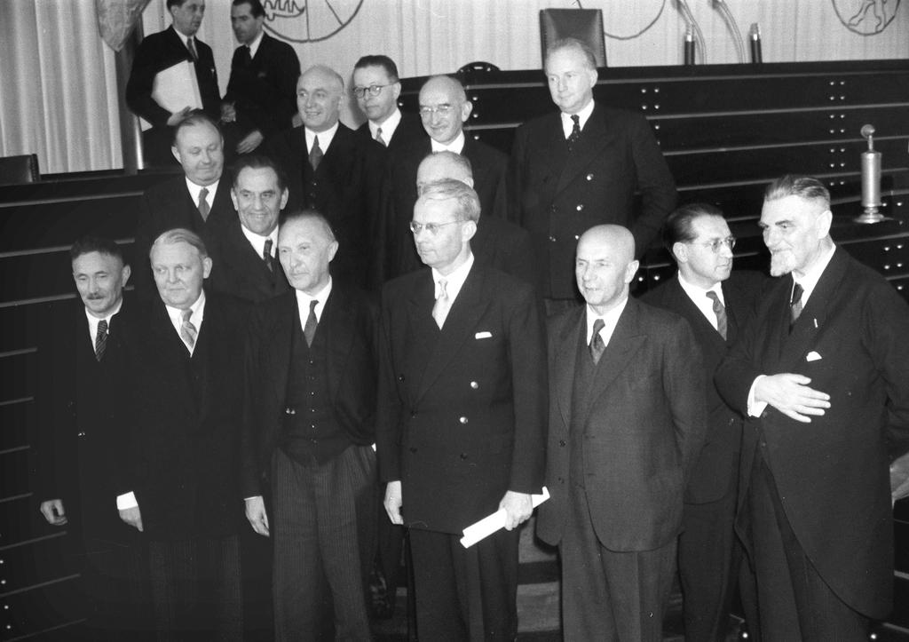 Composition of the first government of Konrad Adenauer (Bonn, 20 September 1949)