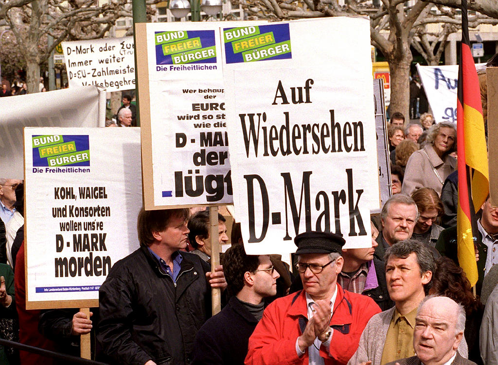 Manifestation contre l'introduction de l'euro en Allemagne (Francfort, 28 mars 1998)
