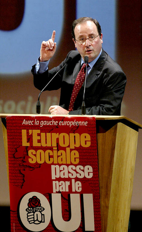 François Hollande expressing his support for the ‘Yes’ vote (Montluçon, 14 April 2005)