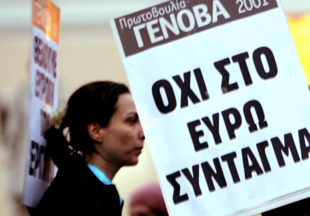 Demonstration against the European Constitution and in favour of holding a referendum (Athens, 7 April 2005)