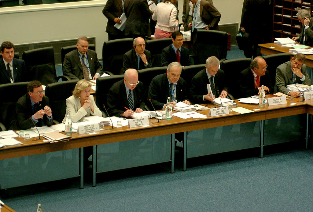 General view of the Presidency of the Justice and Home Affairs Council (Luxembourg, 29 April 2004)