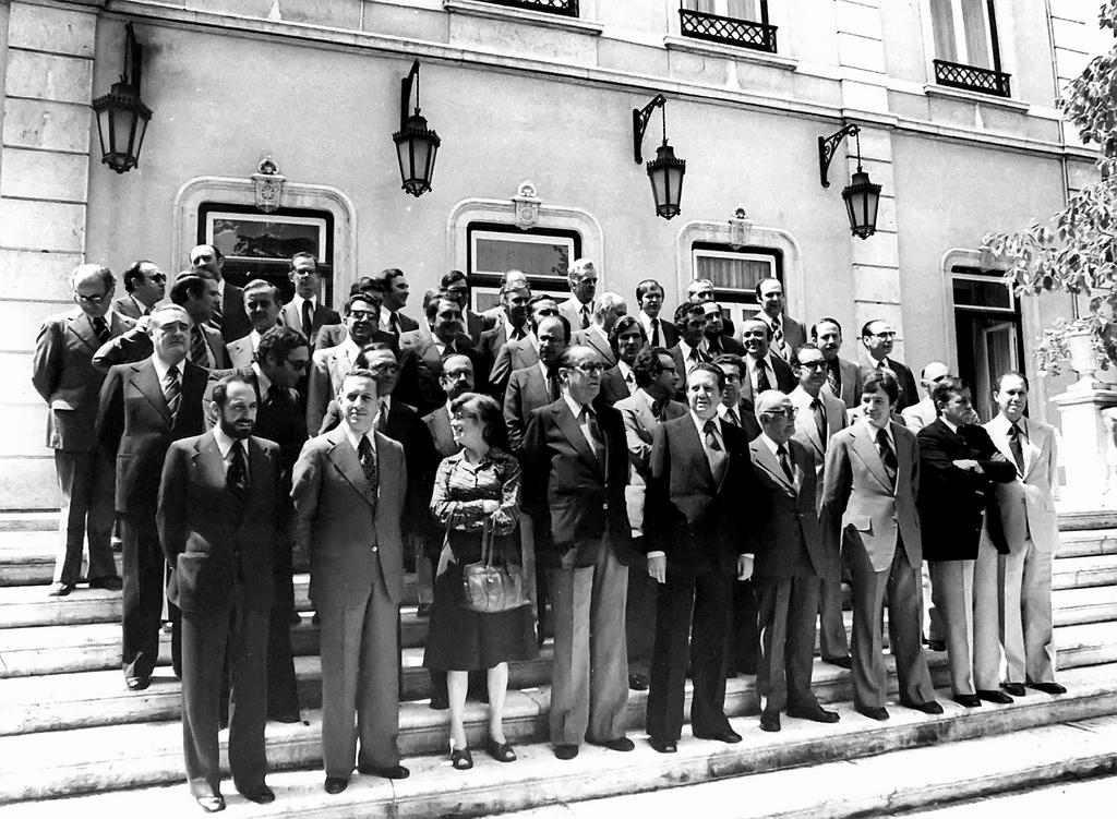 Le premier gouvernement constitutionnel de Mário Soares (Lisbonne, 16 juillet 1976)