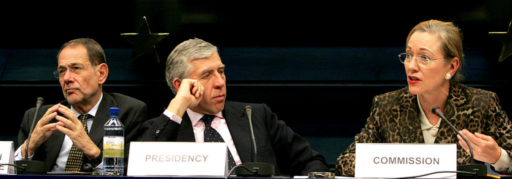 Press conference held by Javier Solana, Jack Straw and Benita Ferrero-Waldner (Brussels, 21 November 2005)