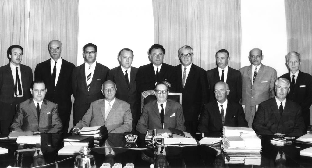 Members of the Rey Commission