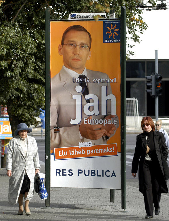 Poster during the Estonian election campaign (Tallinn, 12 September 2003)