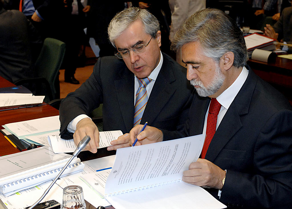 Álvaro Mendonça e Moura et Luís Amado lors d'une réunion du CAGRE (Bruxelles, 23 juillet 2007)