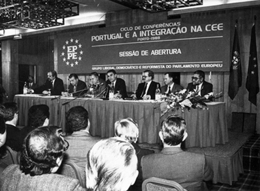 Cycle de conférences «Le Portugal et l'intégration dans la CEE» (Porto, 22 janvier 1988)