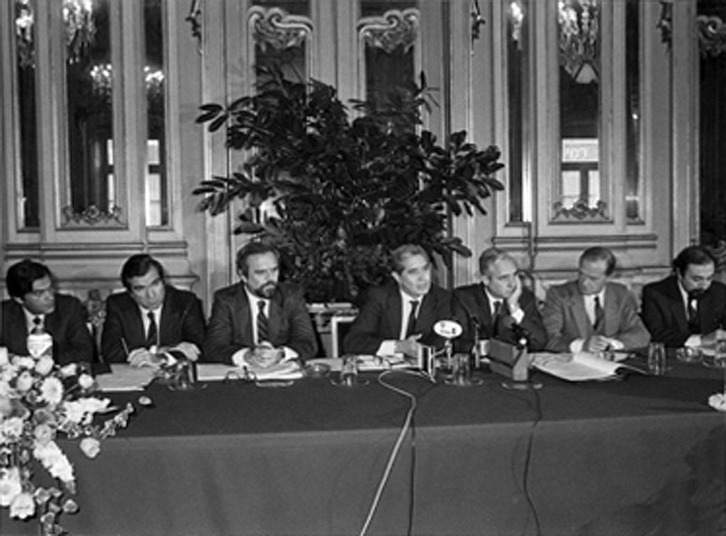 Conférence de presse sur l'entrée du Portugal dans les Communautés européennes (Lisbonne, 3 janvier 1986)