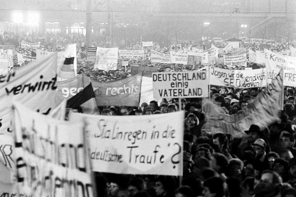 Manifestations du Lundi contre la politique du gouvernement est-allemand (Leipzig, 6 novembre 1989)