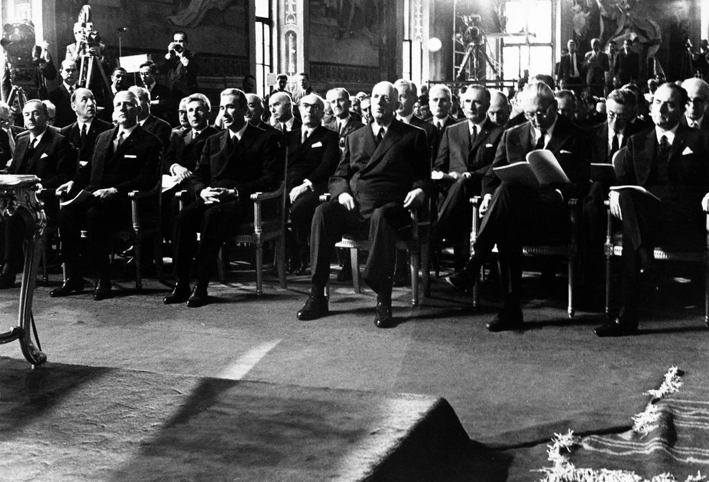 Cérémonie célébrant le dixième anniversaire de la signature des traités de Rome (Rome, 29 et 30 mai 1967)