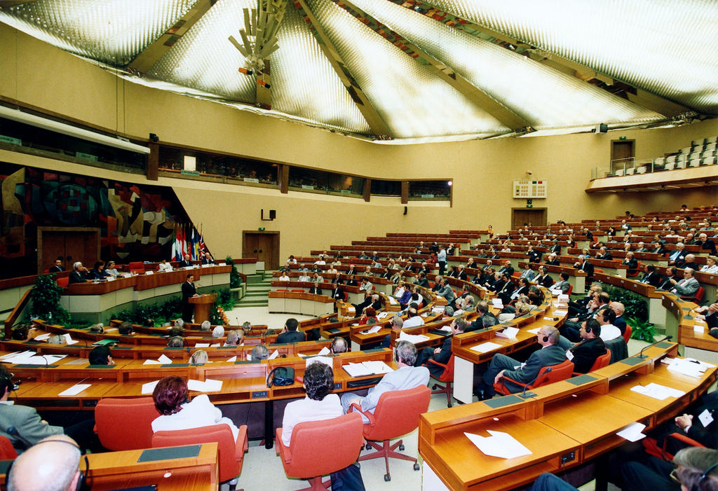 Ancien hémicycle du Parlement européen à Luxembourg (1979-1981)