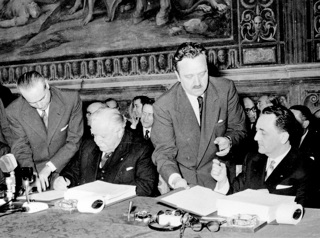 Signature de la délégation luxembourgeoise (Rome, 25 mars 1957)