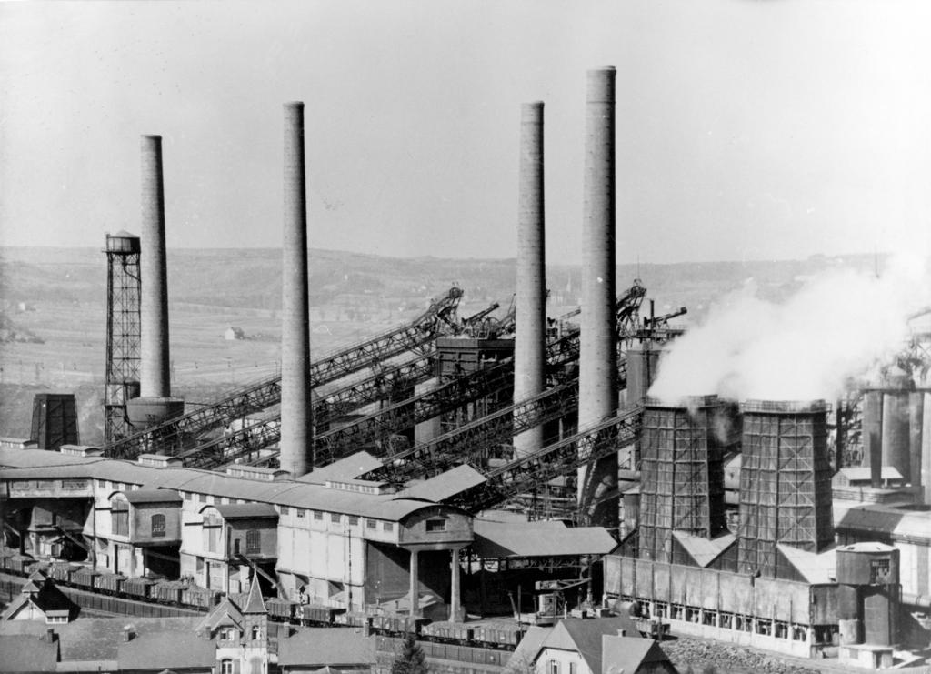 Usine sidérurgique de l'ARBED à Esch/Terres Rouges (Luxembourg)