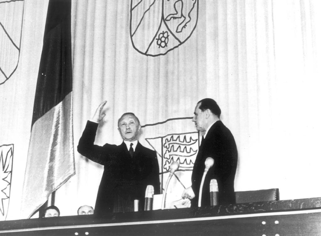 Prestation de serment de Konrad Adenauer (Bonn, 15 septembre 1949)