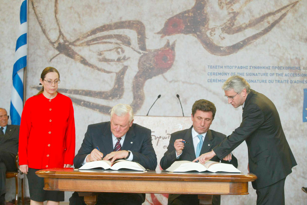 Signing of the Treaty of Accession of Lithuania to the European Union (Athens, 16 April 2003)