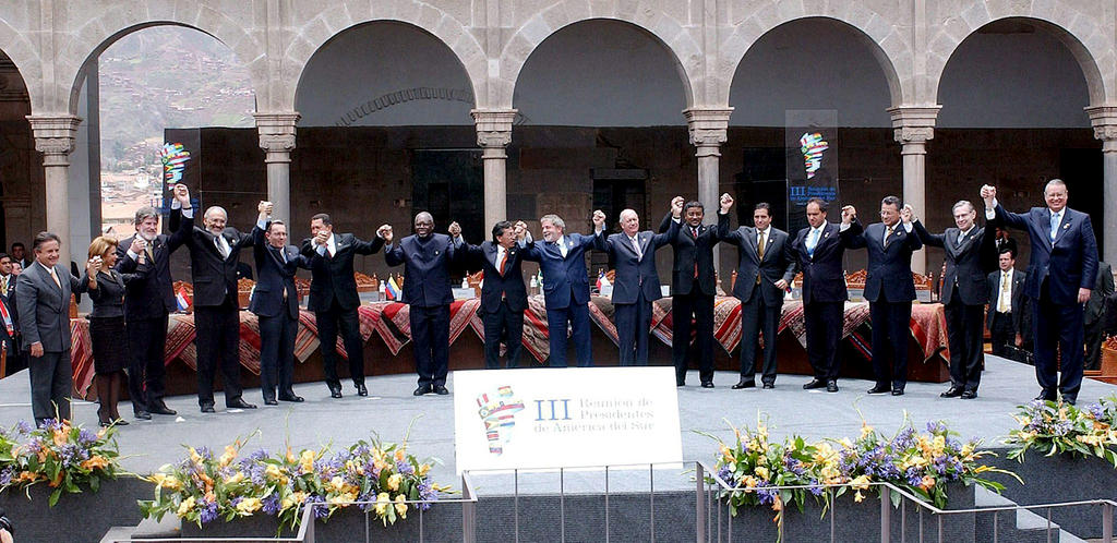 Establishment of the South American Community of Nations (Cuzco, 8 December 2004)