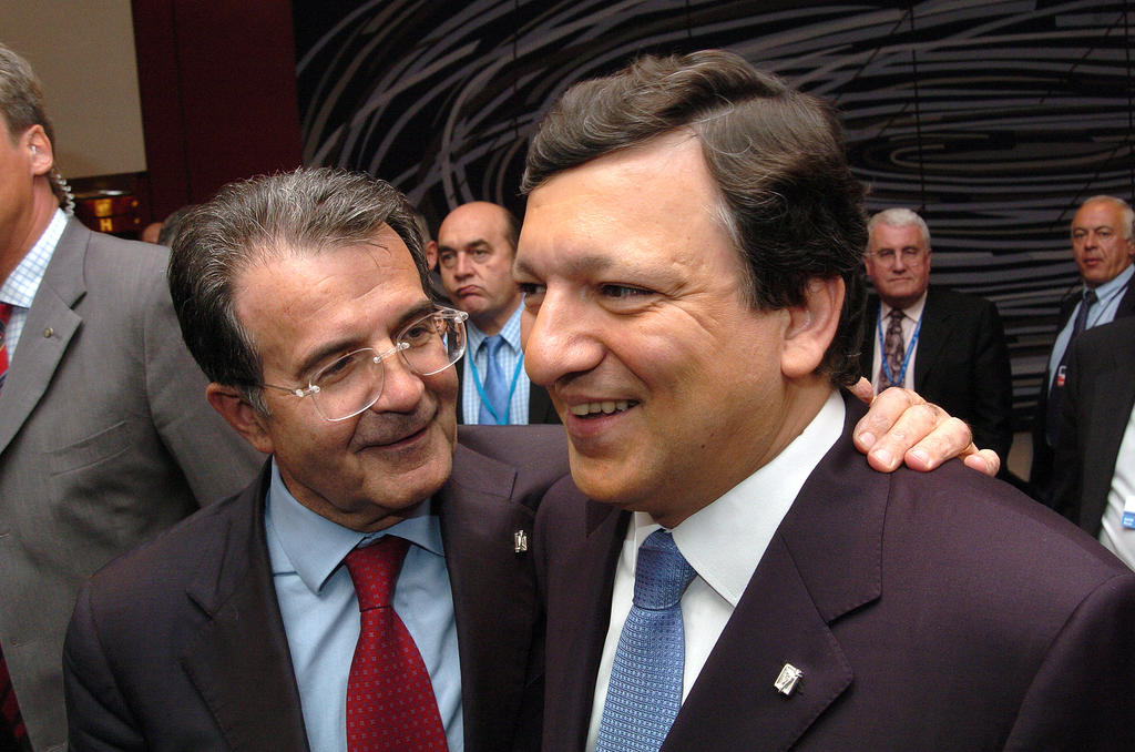Romano Prodi and José Manuel Barroso (Brussels, 29 June 2004)