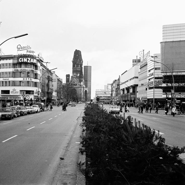 Crise pétrolière: interdiction de circuler à Berlin-Ouest (25 novembre 1973)