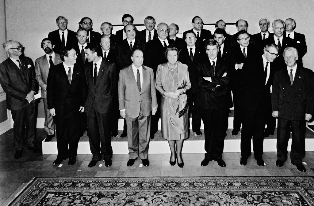 Groepsfoto van de Europese Raad van Maastricht (Maastricht, 9 en 10 december 1991) 