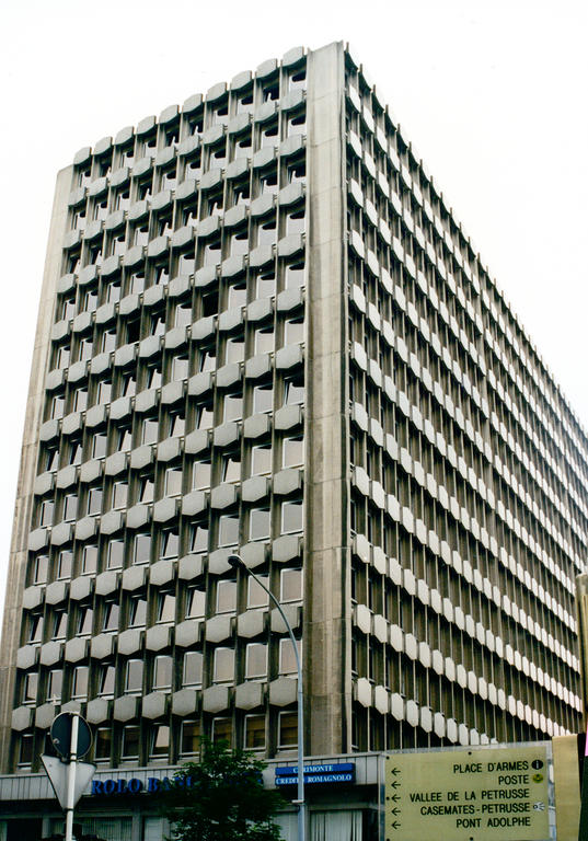 Building occupied by the Secretariat of the ECSC Special Council of Ministers (Avenue de la Porte Neuve, Luxembourg)