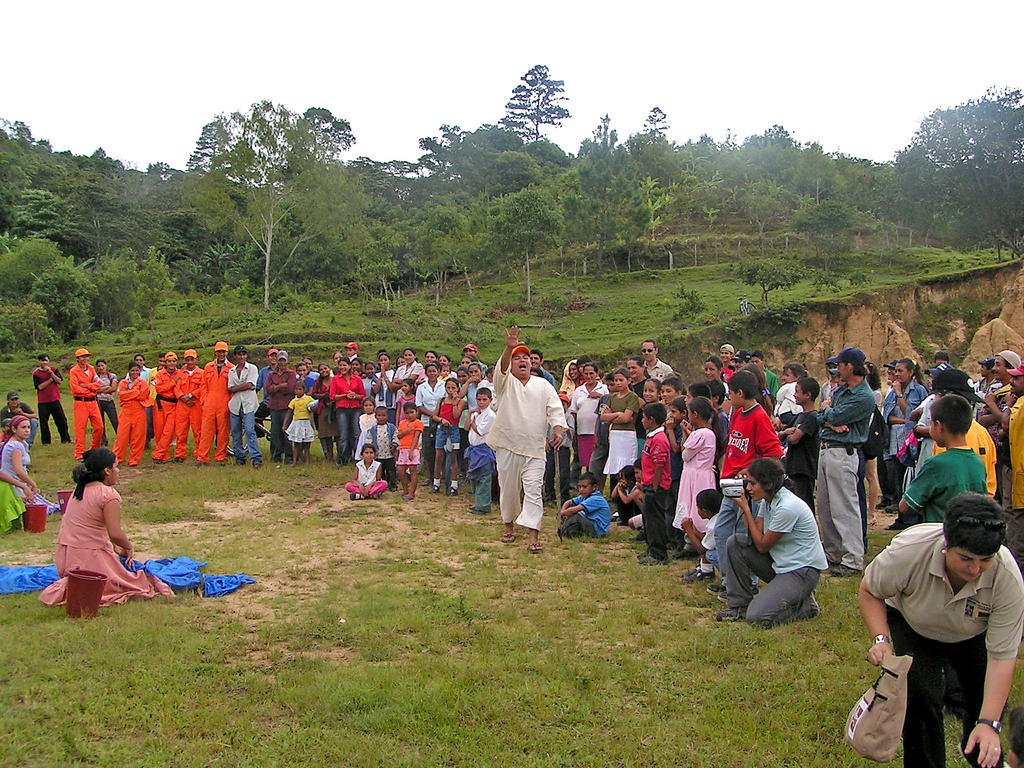 Le programme DIPECHO au Nicaragua: l'exemple du théâtre (2005)