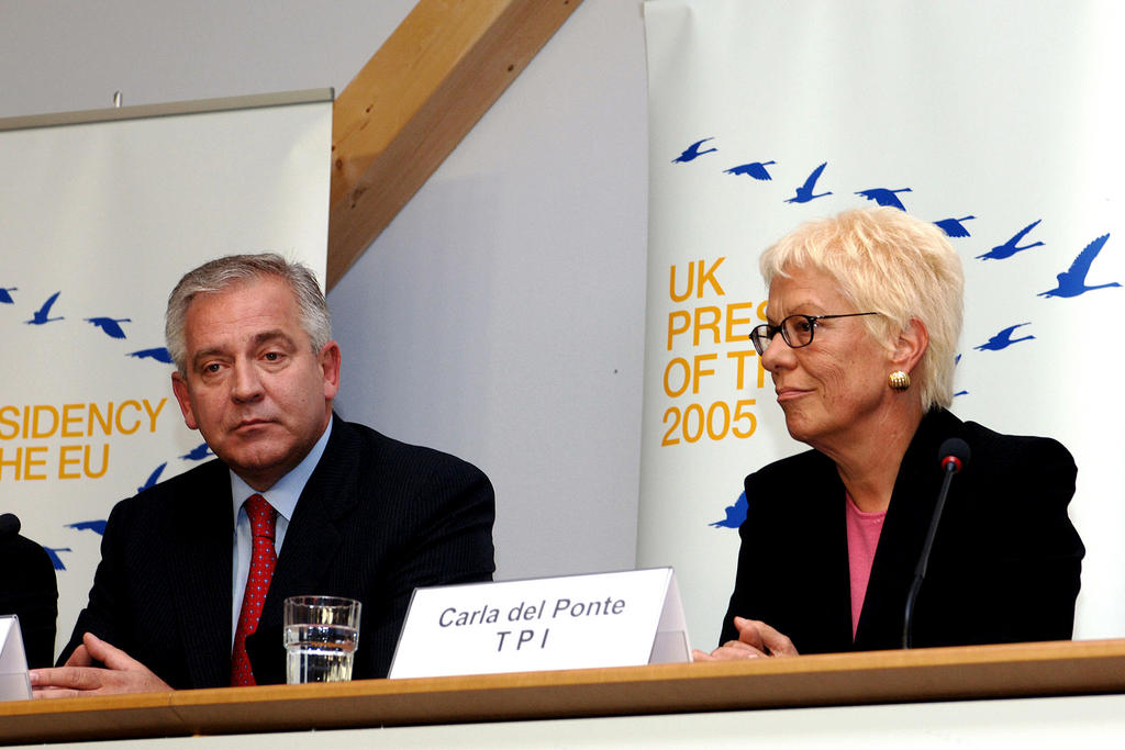 Pressekonferenz nach der Eröffnung von Beitrittsverhandlungen mit Kroatien (Luxemburg, 3. Oktober 2005)