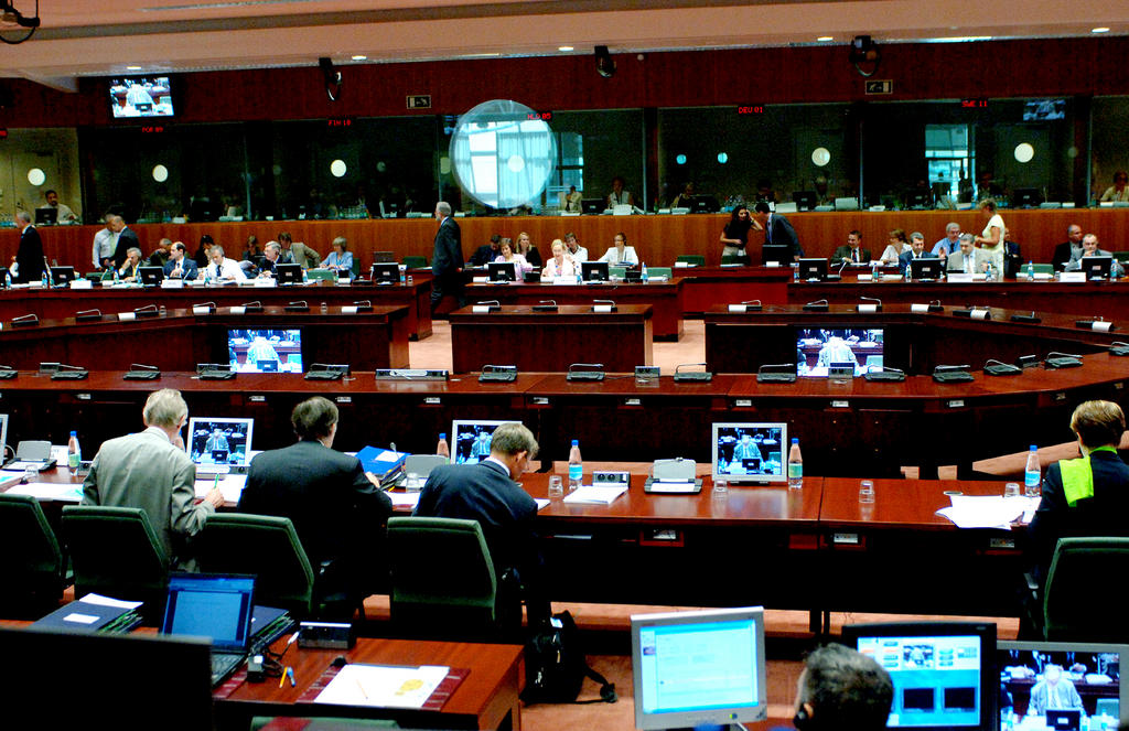 Vue de la salle de réunion du Conseil en formation "Affaires générales et relations extérieures" (Bruxelles, 17 juillet 2006)