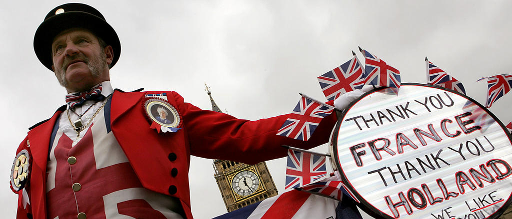 Militant britannique soutenant le rejet de la Constitution européenne par la France et les Pays-Bas (Londres, 6 juin 2005)