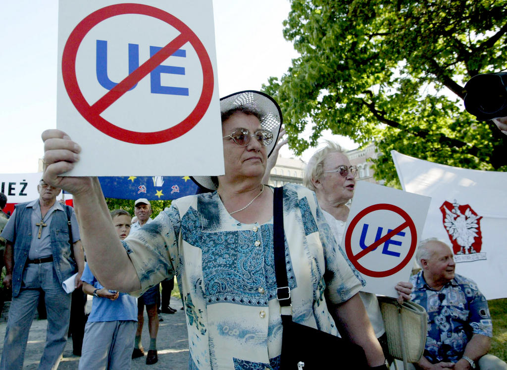 Demonstration against Poland’s accession to the European Union (Lódz, 4 June 2003)
