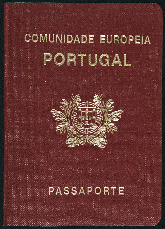 Passeport européen délivré par le Portugal