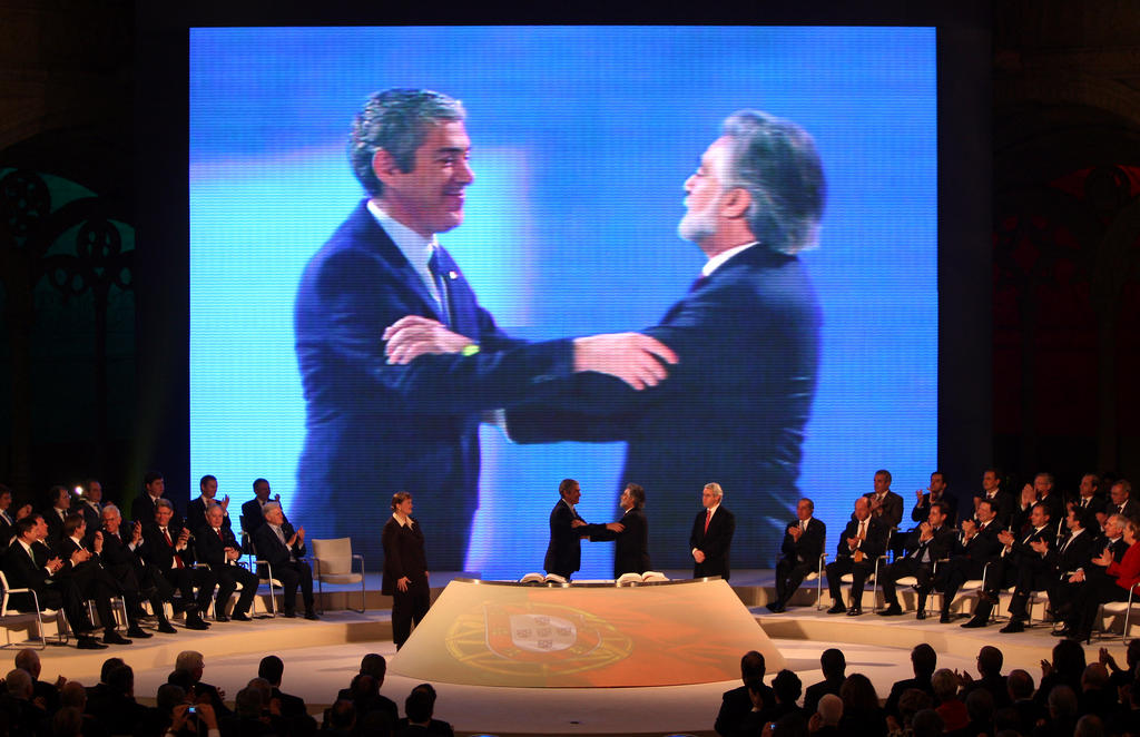 Signature du traité de Lisbonne par le Portugal (13 décembre 2007)
