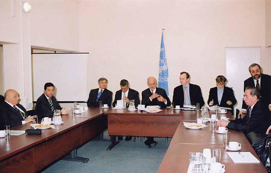 Reprise des négociations autour de la question chypriote (Nicosie, 19 février 2004)