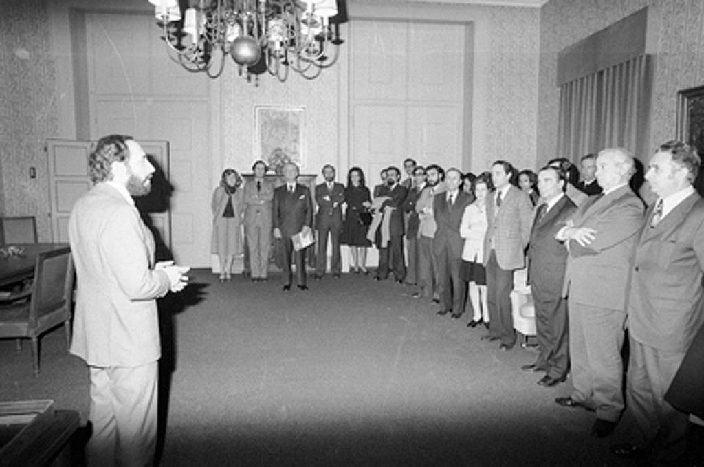 Prise de fonction du groupe de travail lié aux négociations d'adhésion du Portugal aux CE (Lisbonne, 20 février 1975)