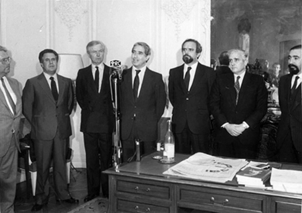 Réunion avec le commissaire européen António Cardoso e Cunha (2 décembre 1985)