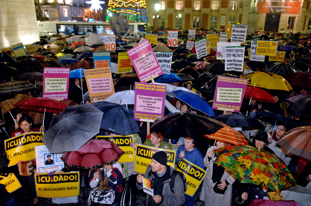 Manifestation contre la violence domestique (Madrid, 25 novembre 2006)