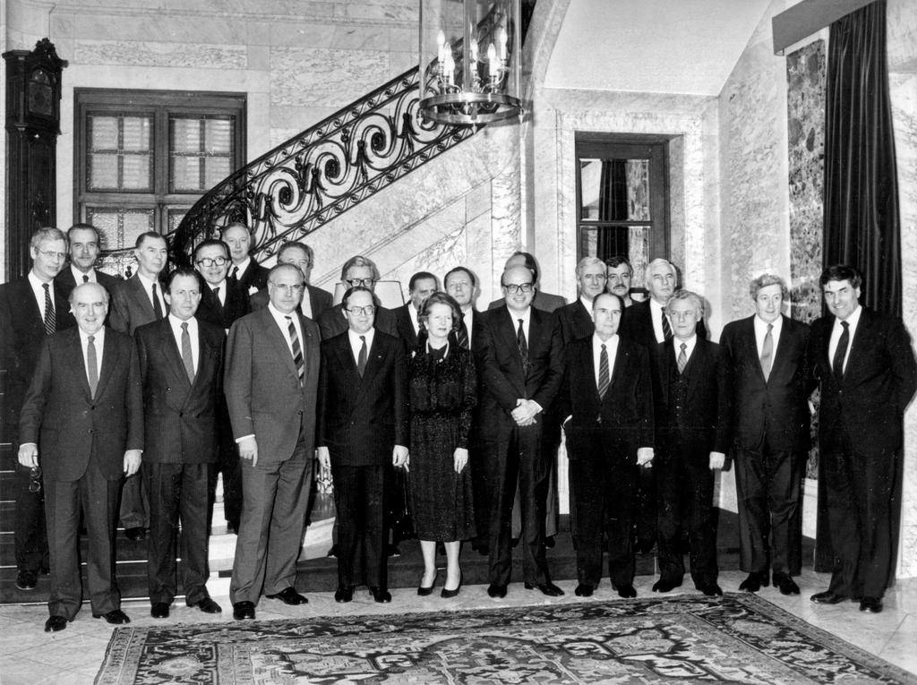 Photo de famille du Conseil européen de Bruxelles (29 et 30 mars 1985)