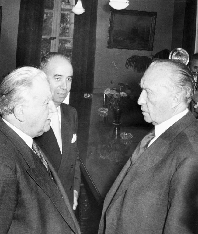 Joseph Bech, Paolo Emilio Taviani and Konrad Adenauer at the inaugural session of the ECSC Special Council of Ministers (Luxembourg, 8–9 September 1952)