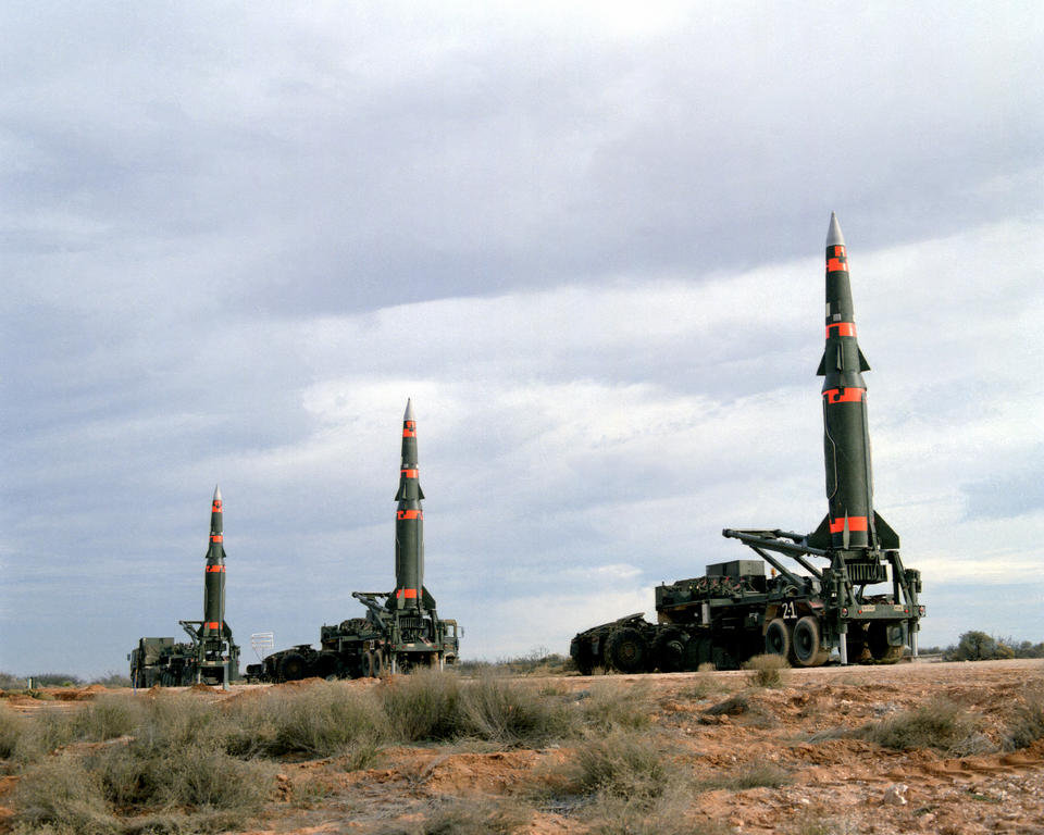 Preparations for a test launch of Pershing II missiles (McGregor Range, 1 December 1987)