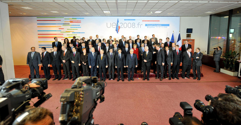 Photo de famille du Conseil européen de Bruxelles (Bruxelles, 11 décembre 2008)