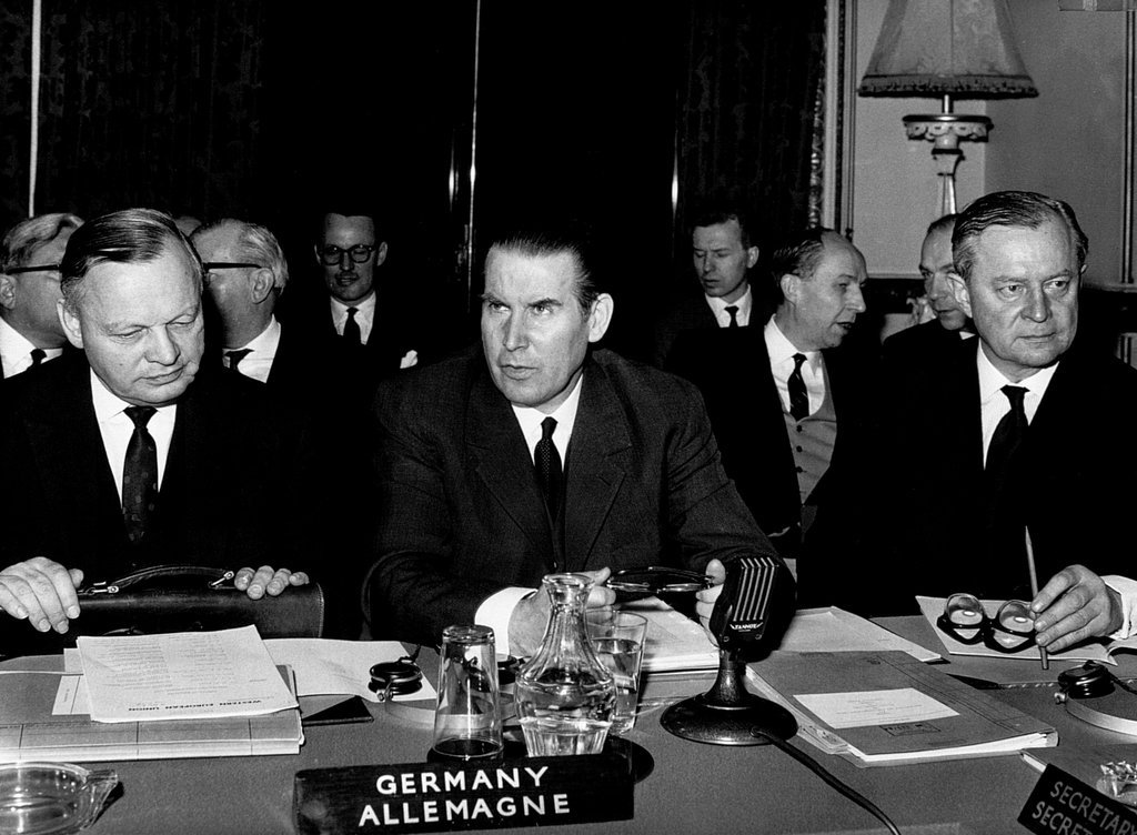 The German delegation at the meeting of the WEU Council of Ministers (London, 23 January 1964)